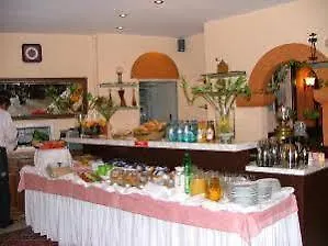 Aria فندق
